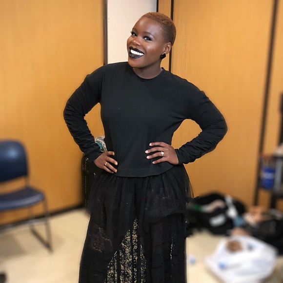 Meet your Posher, Ivy - Picture 5 of 8